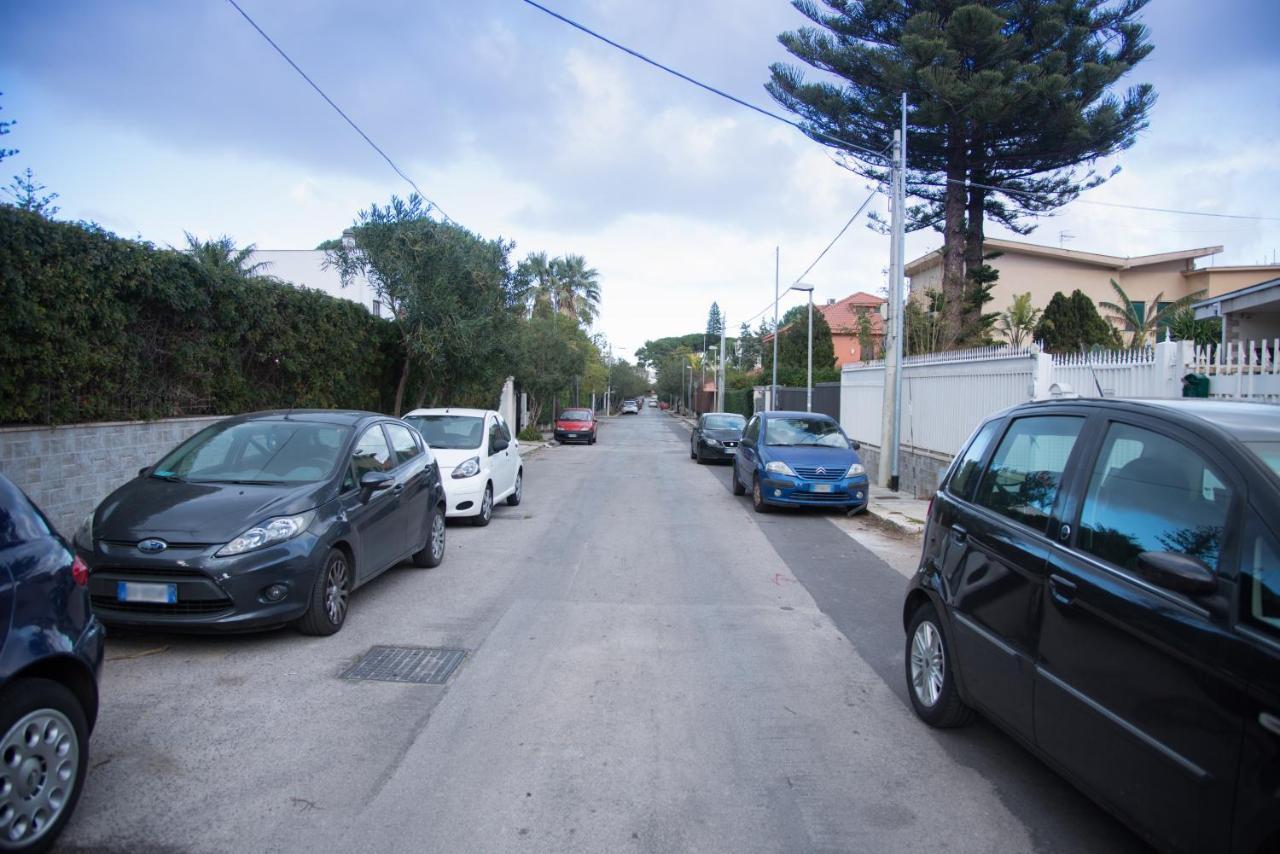 Mondello Manick Mare Apartment Palermo Exterior foto